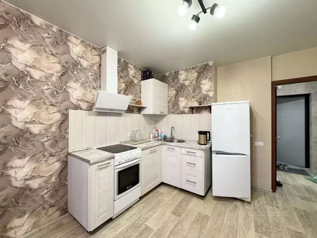2-к кв. Новосибирская область, Новосибирск ул. Ясный Берег, 14 (40.0 ... - Фото 1