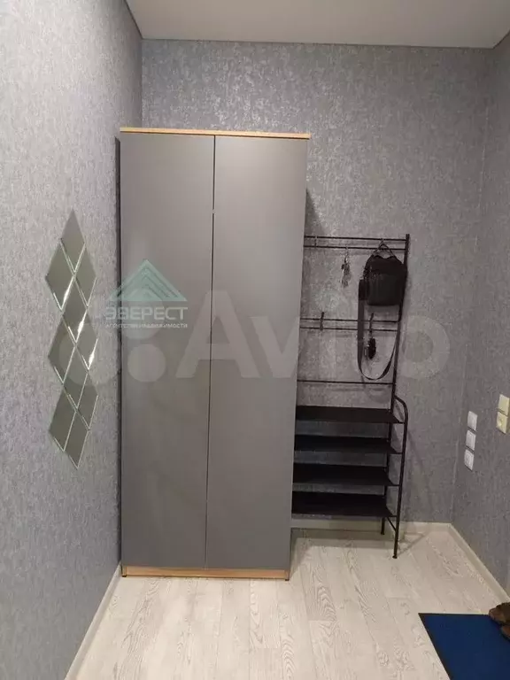 3-к. квартира, 48 м, 1/9 эт. - Фото 1