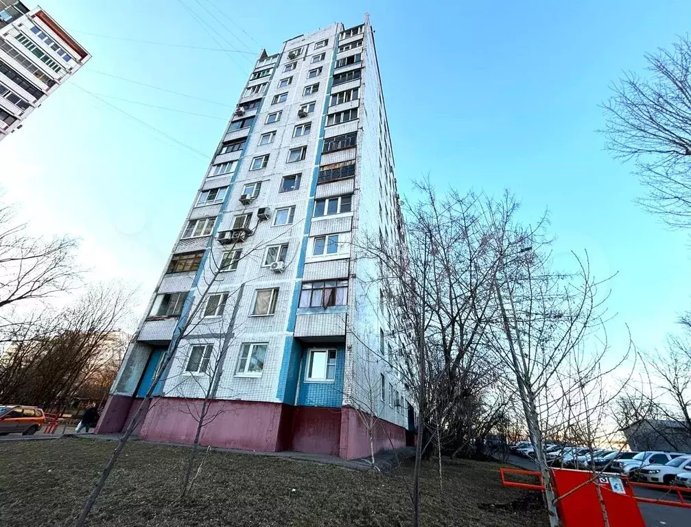 Комната 8,5 м в 5-к., 1/12 эт. - Фото 1