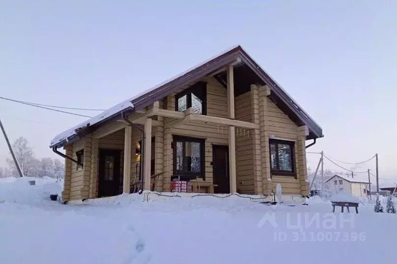 Дом в Ленинградская область, Выборгский район, Рощинское городское ... - Фото 1