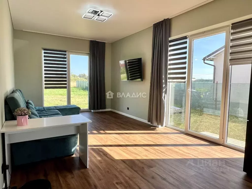 Дом в Калининградская область, Гурьевский муниципальный округ, пос. ... - Фото 1