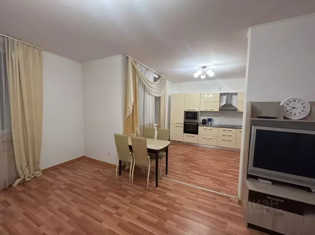 2-к кв. Свердловская область, Екатеринбург ул. Шейнкмана, 88 (86.0 м) - Фото 1