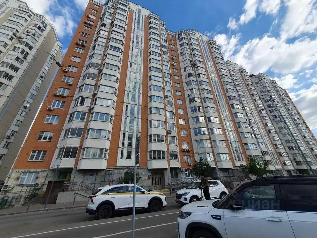 1-к кв. Москва просп. Защитников Москвы, 8 (40.0 м) - Фото 1
