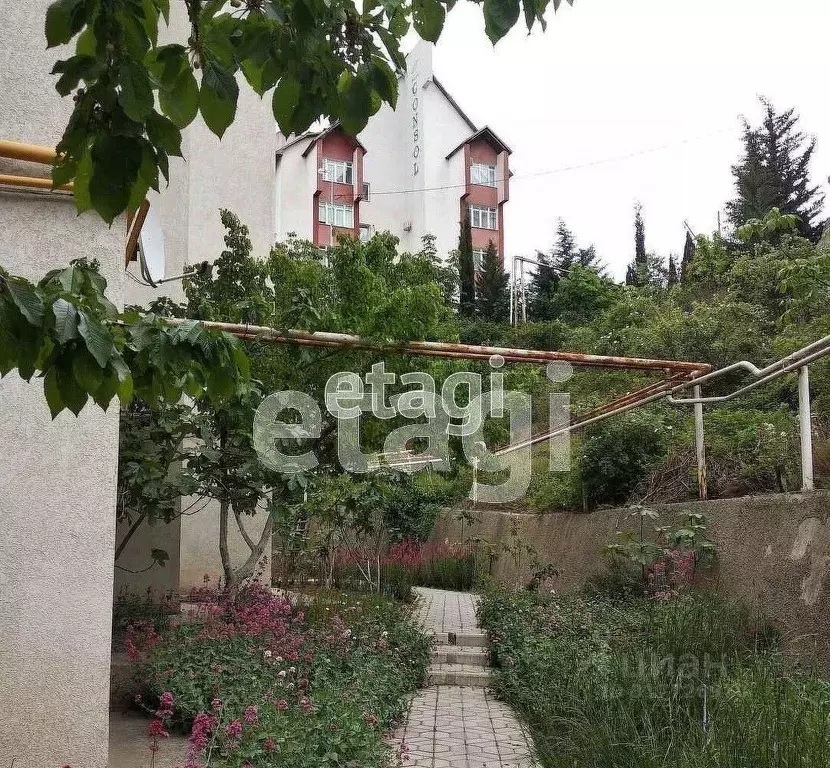 2-к кв. Крым, Алушта ул. Богдана Хмельницкого (51.3 м) - Фото 1