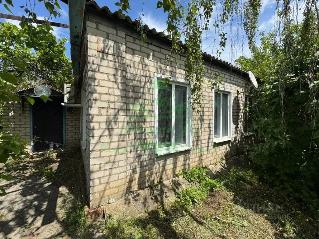 Дом в Краснодарский край, Калининская ст-ца ул. Скляра (85 м) - Фото 0