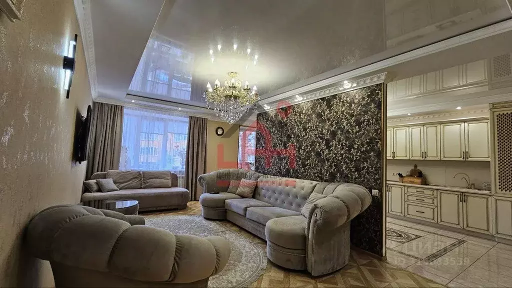 3-к кв. Ставропольский край, Ессентуки Октябрьская пл., 31А (106.5 м) - Фото 0
