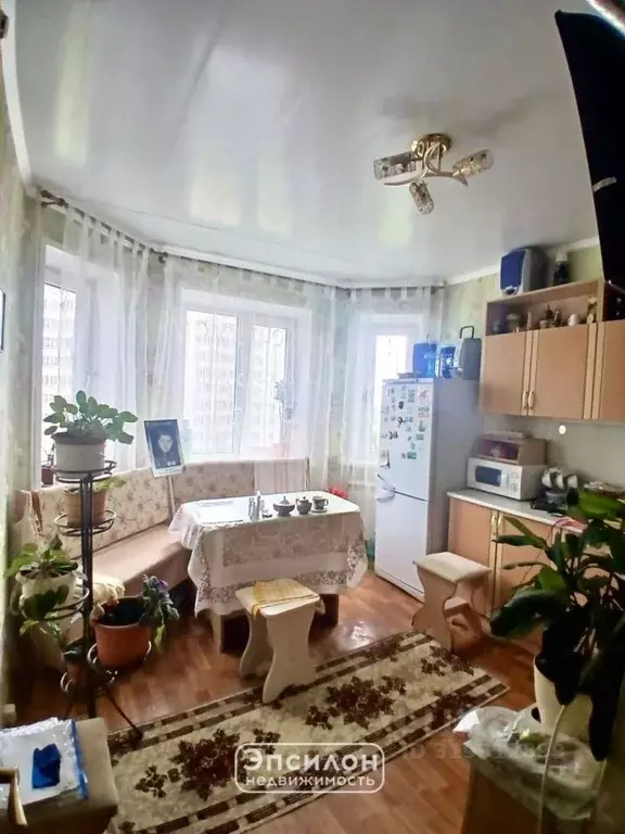2-к кв. Курская область, Курск просп. Победы, 28 (55.4 м) - Фото 0