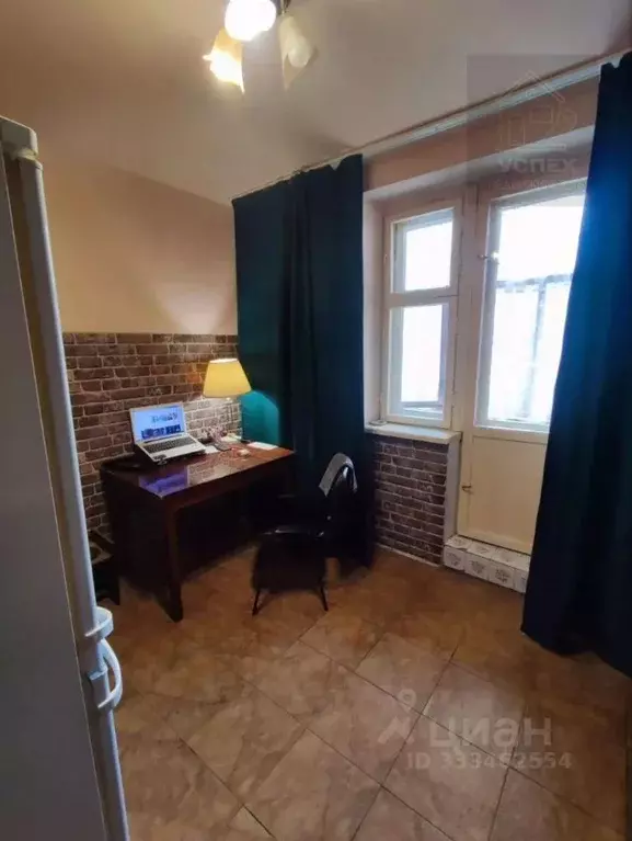 3-к кв. Крым, Феодосия ул. Челнокова, 96 (70.0 м) - Фото 1