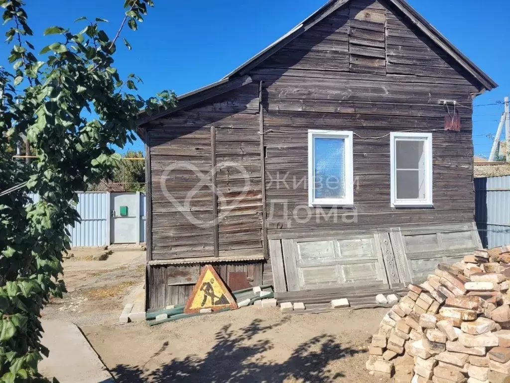 Дом в Волгоградская область, Дубовка ул. 30 лет Победы (26 м) - Фото 0