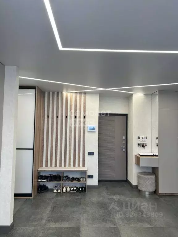 3-к кв. Омская область, Омск Взлетная ул., 9А (90.0 м) - Фото 1