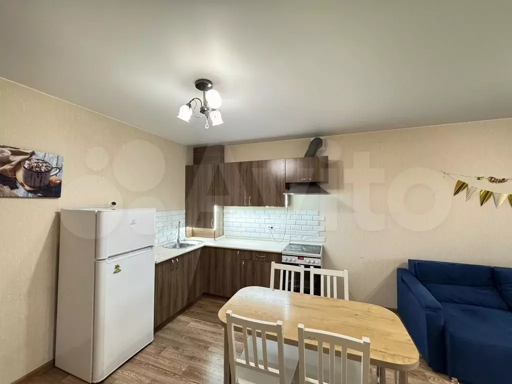 1-к. квартира, 55 м, 7/16 эт. - Фото 0