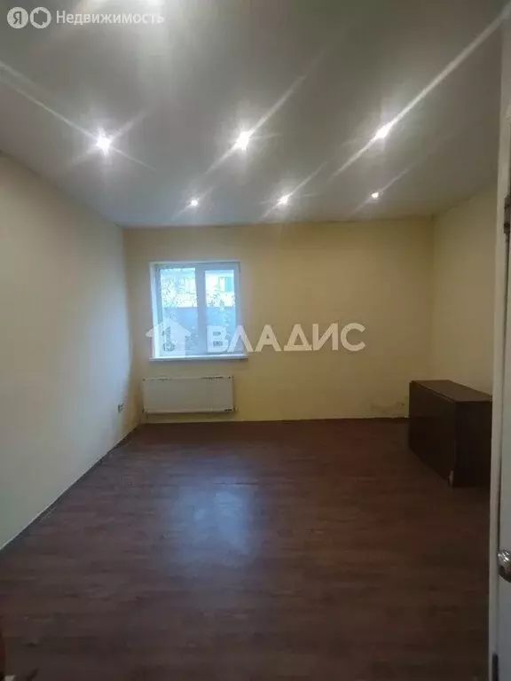 1к в -комнатной квартире ( м) - Фото 0