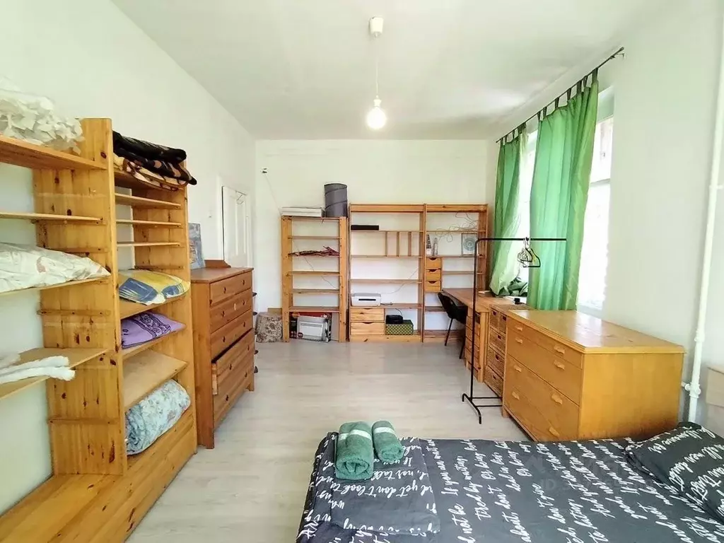 3-к кв. Волгоградская область, Волгоград ул. Маршала Чуйкова, 31 (94.0 ... - Фото 1