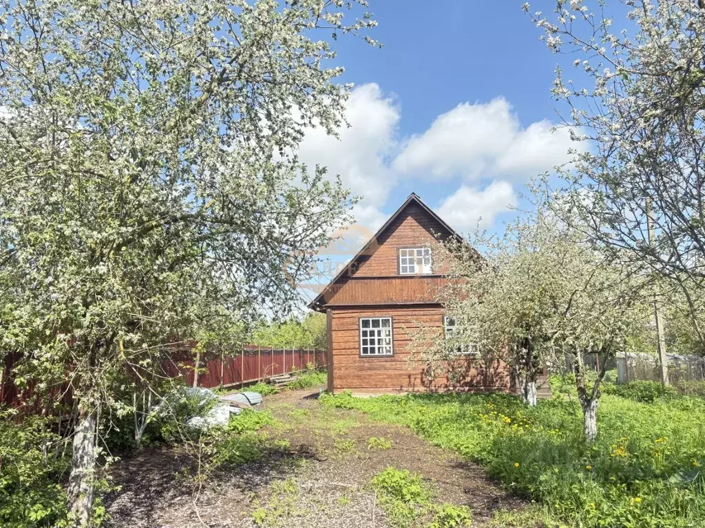 Дом в Ленинградская область, Гатчинский район, с. Воскресенское ... - Фото 0