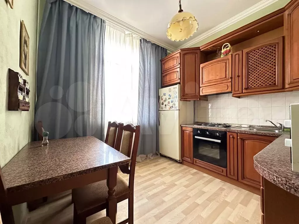 5-к. квартира, 100 м, 5/8 эт. - Фото 0