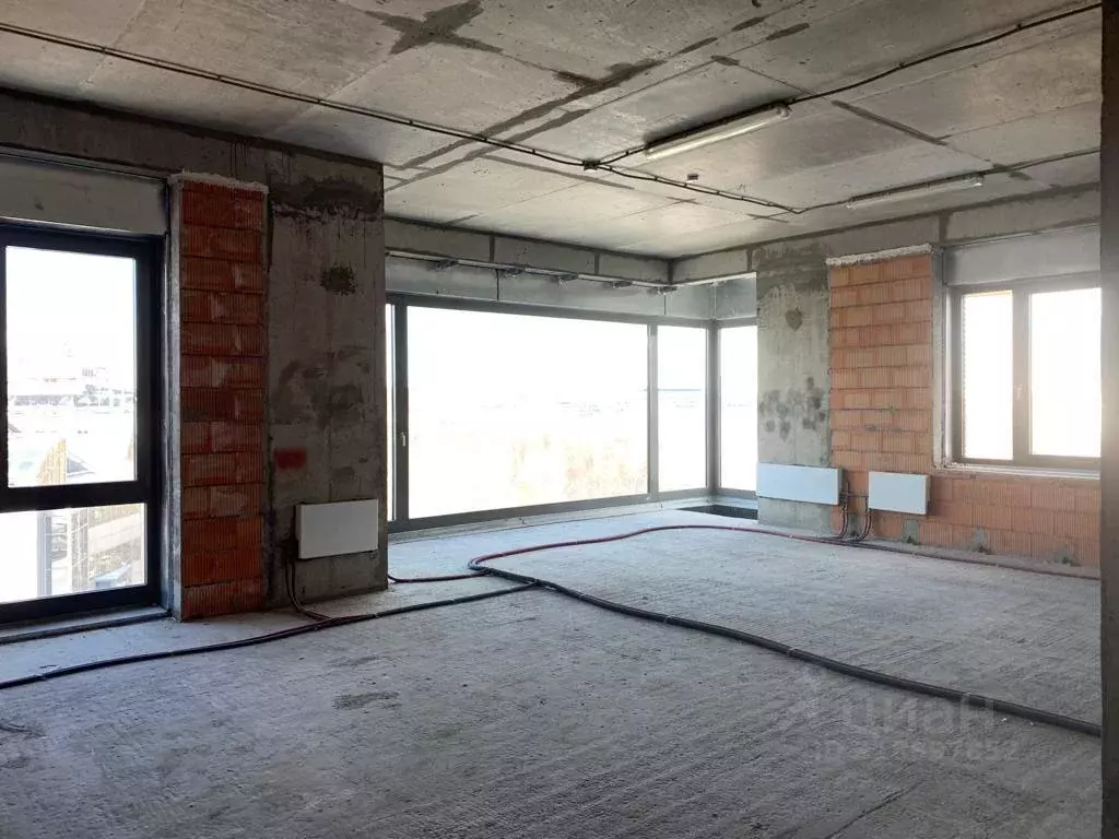 Квартира, 4 комнаты, 220 м - Фото 1