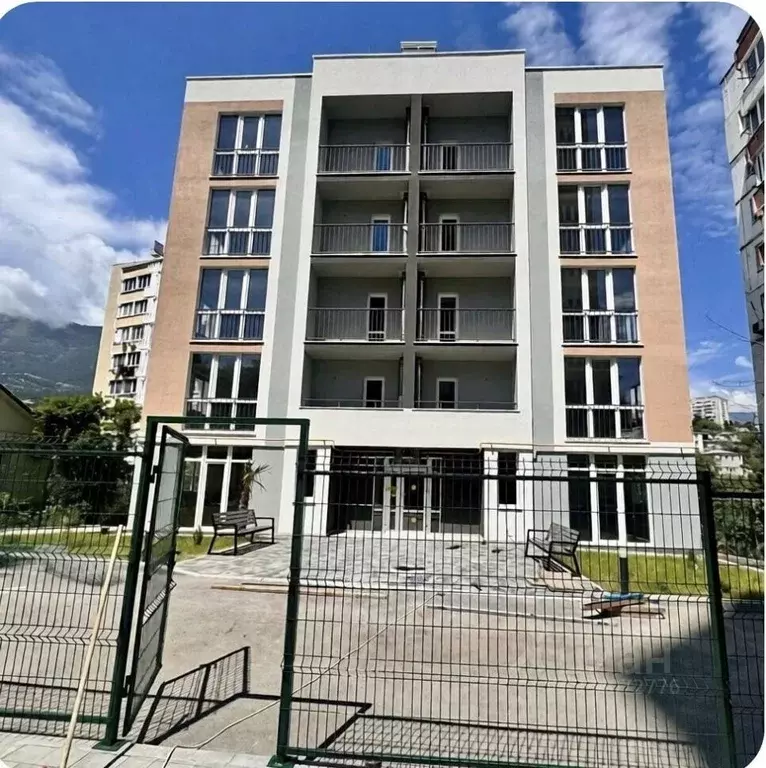1-к кв. Крым, Ялта ул. Грибоедова, 15 (47.3 м) - Фото 2