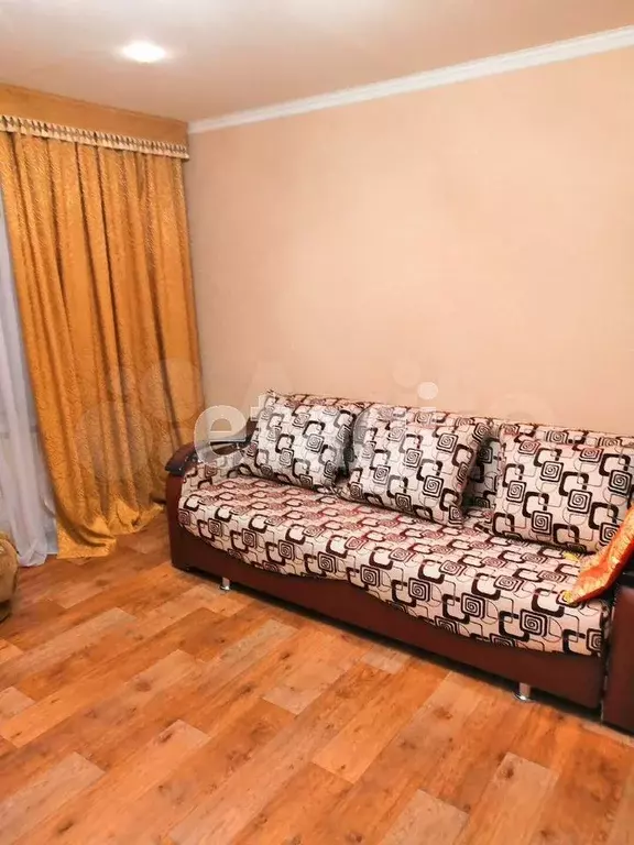 1-к. квартира, 40 м, 4/9 эт. - Фото 0