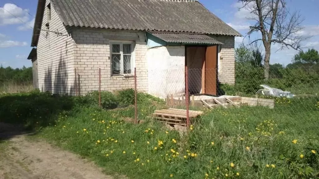 Дом в Псковская область, Порховский муниципальный округ, д. Печково  ... - Фото 0