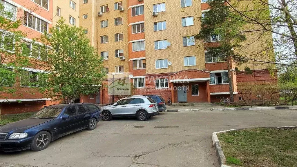 Продается 3-комнатная квартира - Фото 2