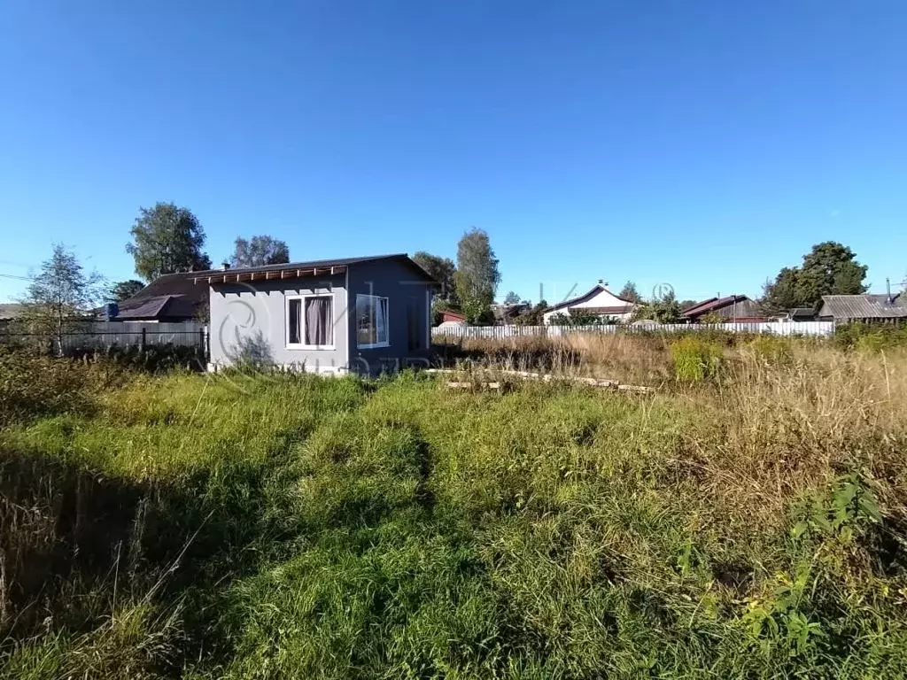 Дом в Ленинградская область, Лодейное поле ул. Кольцевая, 17 (32 м) - Фото 1