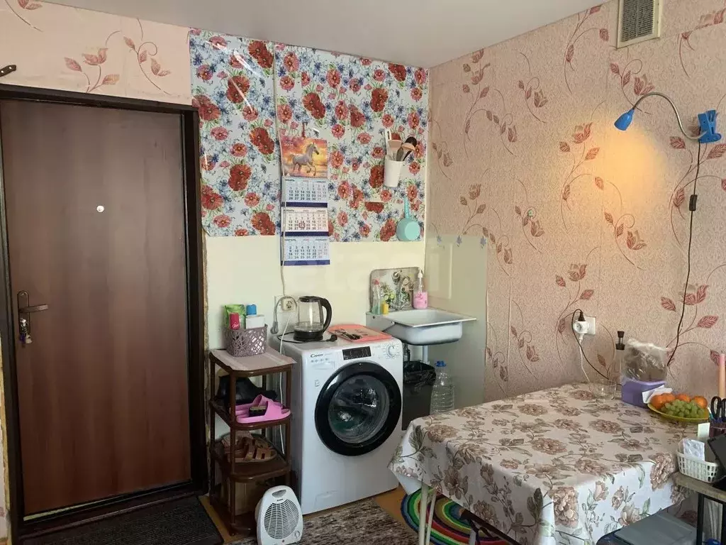 Комната Тюменская область, Тюмень ул. Республики, 218 (13.0 м) - Фото 2