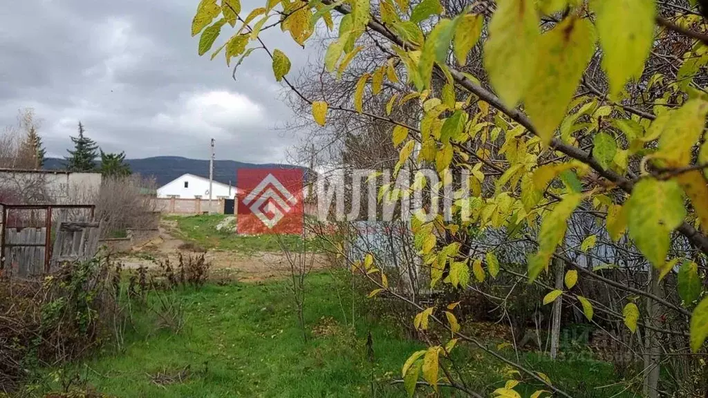 Дом в Крым, Бахчисарайский район, с. Голубинка ул. Ленина, 68 (40 м) - Фото 2