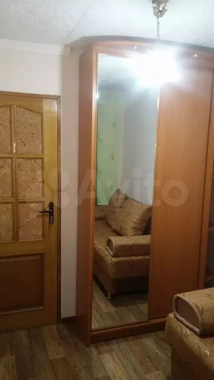 Комната 9 м в 4-к., 5/5 эт. - Фото 1