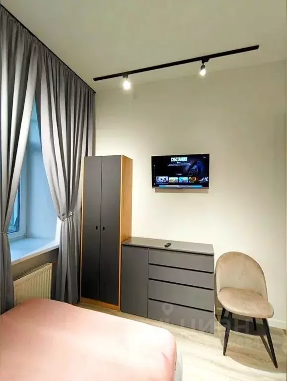 Студия Санкт-Петербург Каменноостровский просп., 45 (18.0 м) - Фото 1