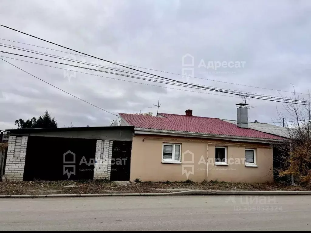 Дом в Волгоградская область, Волгоград Верхоянская ул. (59 м) - Фото 0