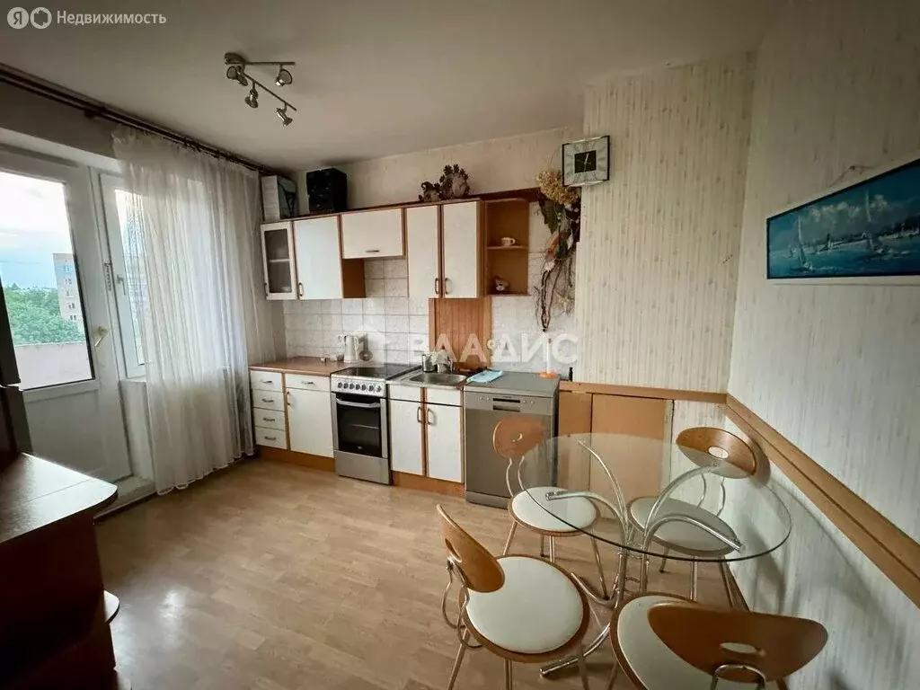 3-комнатная квартира: посёлок Поведники, 11 (68 м) - Фото 2
