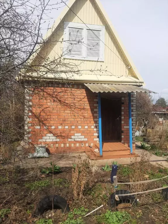 Дом в Саратовская область, Энгельсский район, Красноярское ... - Фото 0