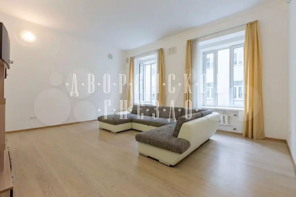 6-к. квартира, 216 м, 3/5 эт. - Фото 1
