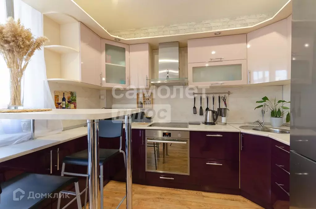 Продаётся 2-к квартира, 55.9 м - Фото 1
