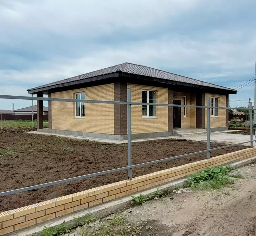 Дом в Самарская область, Волжский район, Черноречье с/пос, Рубежный ... - Фото 2