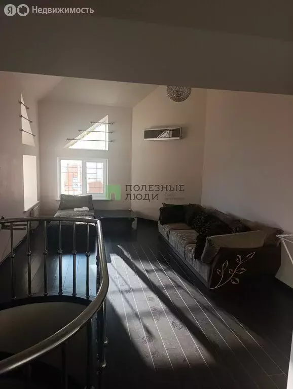 5-комнатная квартира: Евпатория, проспект Ленина, 51/50 (180 м) - Фото 1