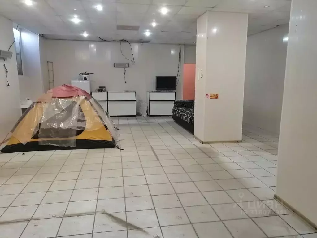 Помещение свободного назначения в Пермский край, Губаха ул. Газеты ... - Фото 2