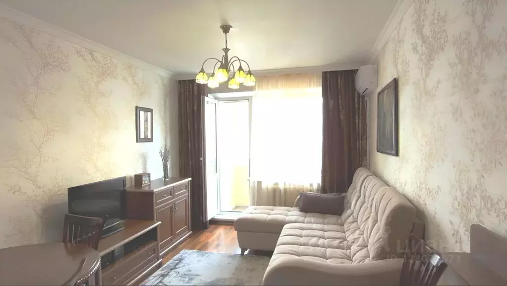 3-к кв. Башкортостан, Уфа ул. Авроры, 25 (61.0 м) - Фото 1