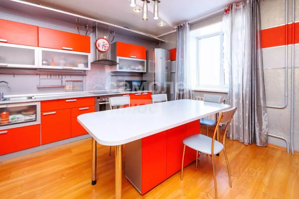 3-к кв. Томская область, Томск Карповский пер., 12 (89.5 м) - Фото 1