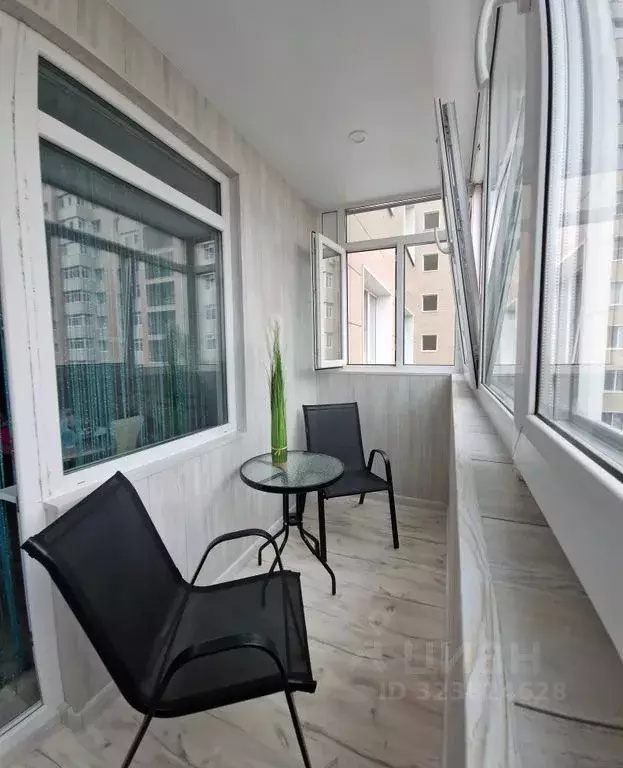 1-к кв. Сахалинская область, Южно-Сахалинск Больничная ул., 2к4 (42.0 ... - Фото 1