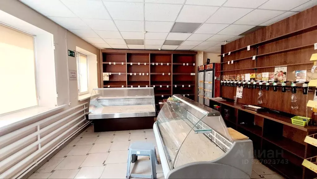 Помещение свободного назначения в Саратовская область, Вольск ул. ... - Фото 1