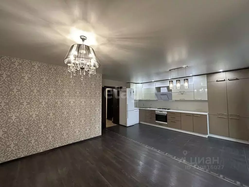 1-к кв. Архангельская область, Котлас ул. 70 лет Октября, 30 (62.35 м) - Фото 1