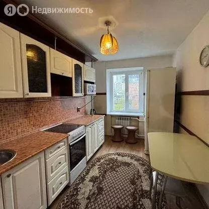 3-комнатная квартира: посёлок городского типа Шерегеш, улица Гагарина, ... - Фото 1
