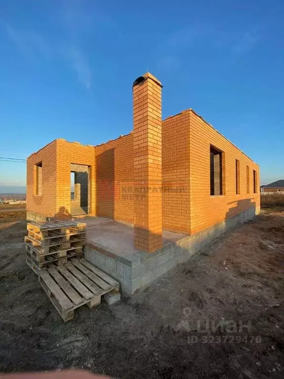 Дом в Белгородская область, Старооскольский городской округ, с. ... - Фото 2