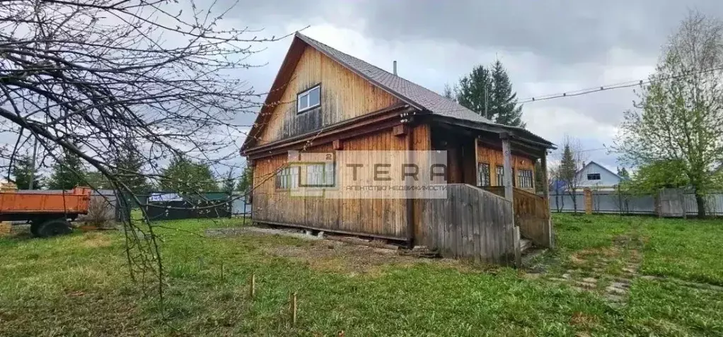 Дом в Башкортостан, Иглинский район, Надеждинский сельсовет, д. ... - Фото 2