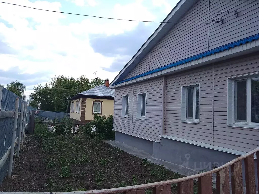 Дом в Свердловская область, Екатеринбург ул. Волгоградская, 121 (76 м) - Фото 1