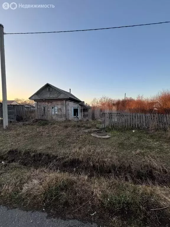 Участок в село Абатское, Солдатская улица (7 м) - Фото 1