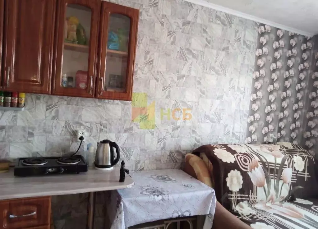 Комната Омская область, Омск ул. 33-я Северная, 29 - Фото 1