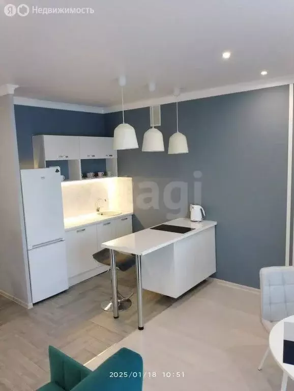 Квартира-студия: Тюмень, Комбинатская улица, 54к2 (32.2 м) - Фото 1