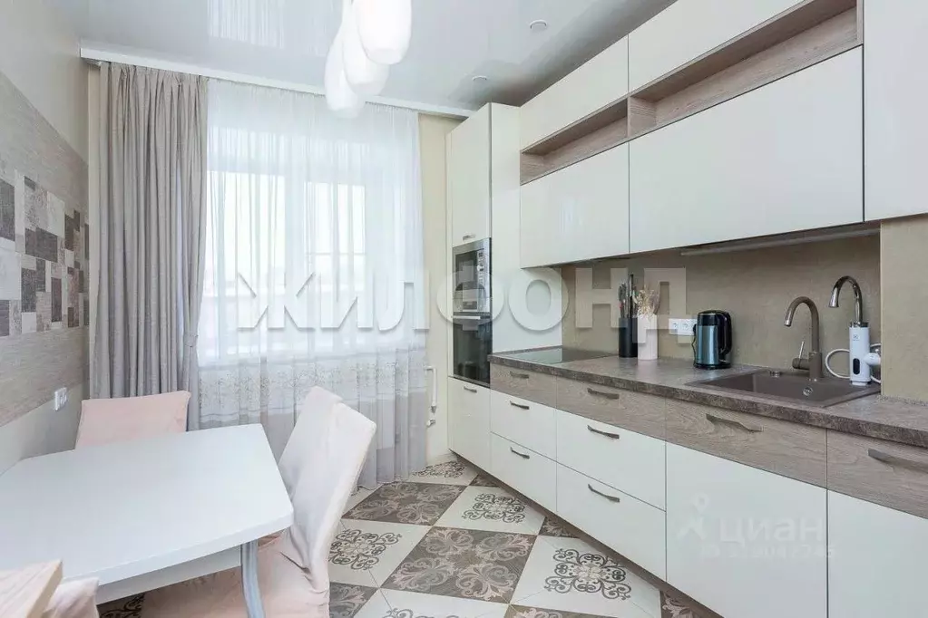 2-к кв. Новосибирская область, Новосибирск ул. Менделеева, 11 (70.3 м) - Фото 1